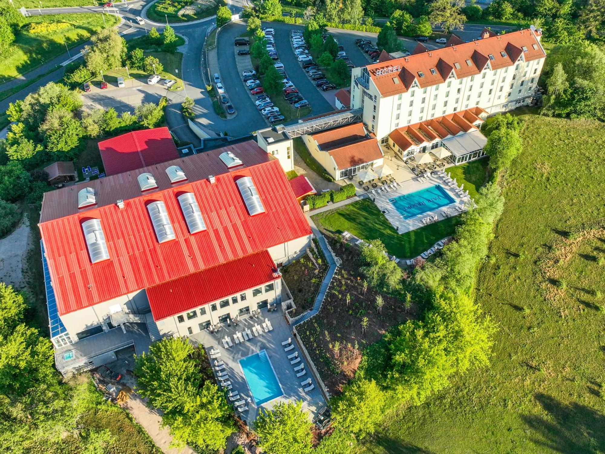 Fair Resort All Inclusive Wellness & Spa Hotel Jena Zollnitz Exteriör bild